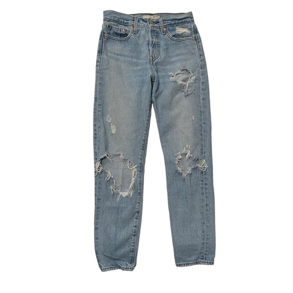 Levi's Denim - Levi’s Wedgie Lightwash Distressed Jeans Size 24